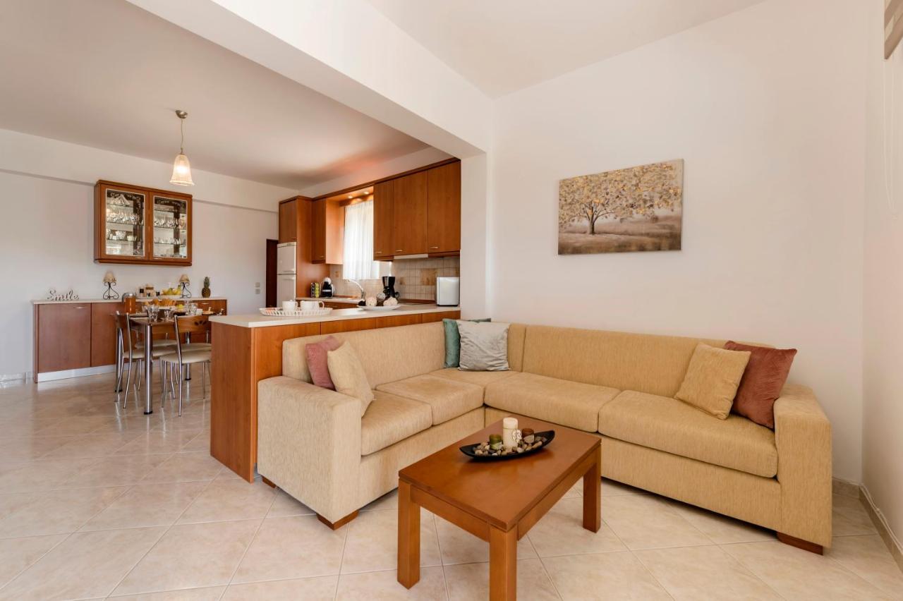 Reni Garden House Villa อาฟานโท ภายนอก รูปภาพ