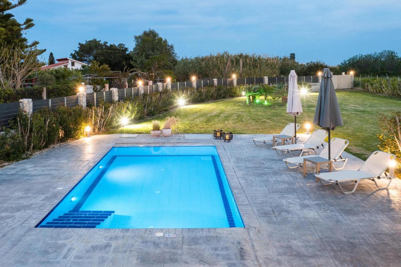 Reni Garden House Villa อาฟานโท ภายนอก รูปภาพ
